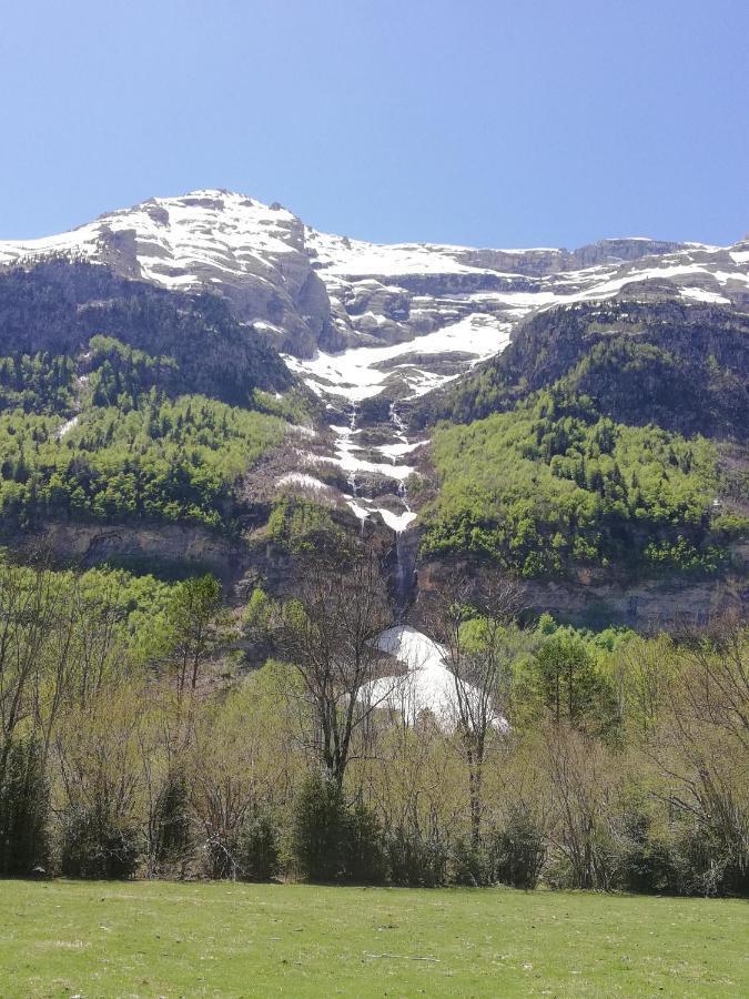 Apartamento El Fenal De Turmo Casa Rural "El Capricho De Nieves" Laspuña Exteriör bild
